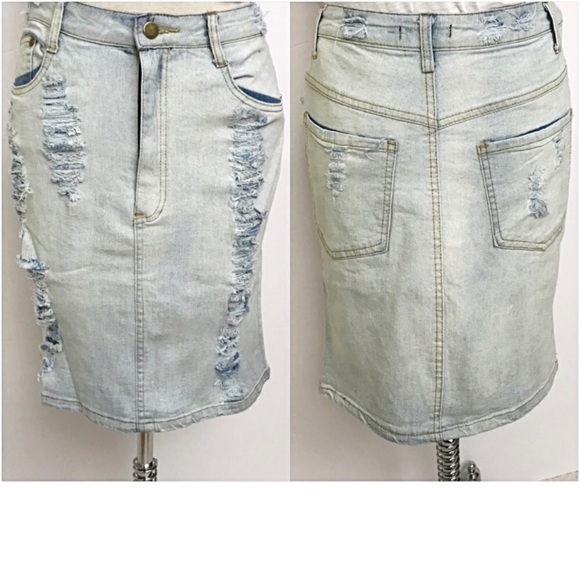Perfect Light Distressed Denim Skirt SM - Picture 6 of 6